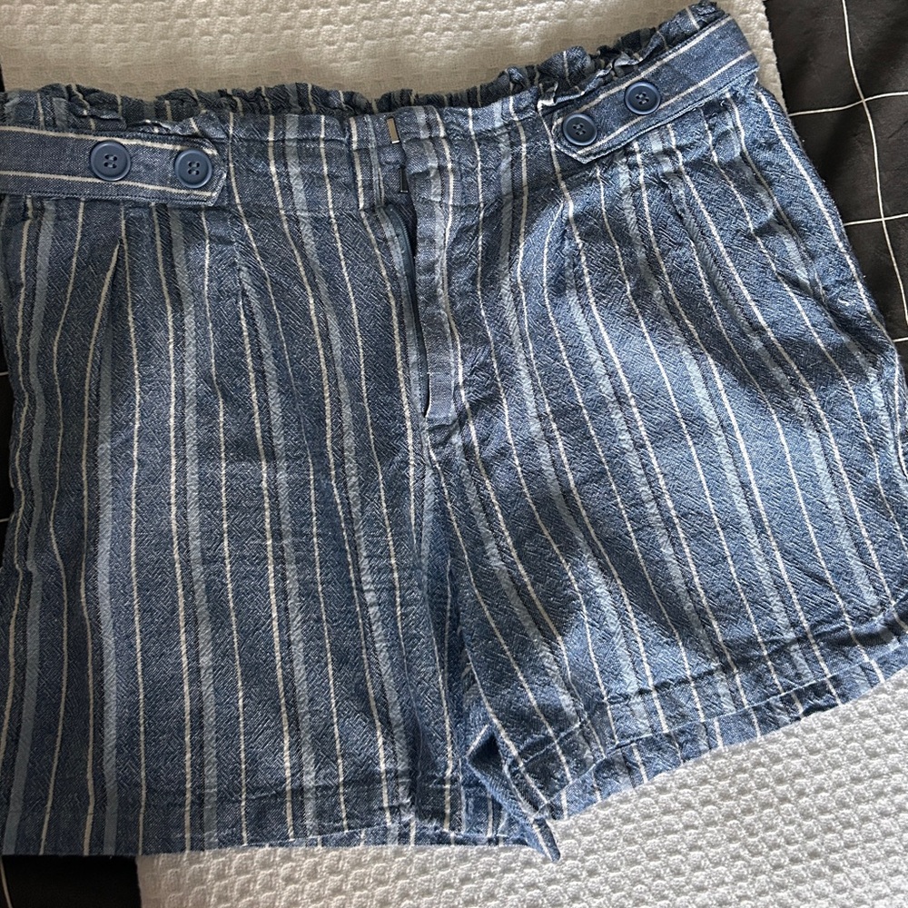 Definitions Blue Striped Women's Shorts